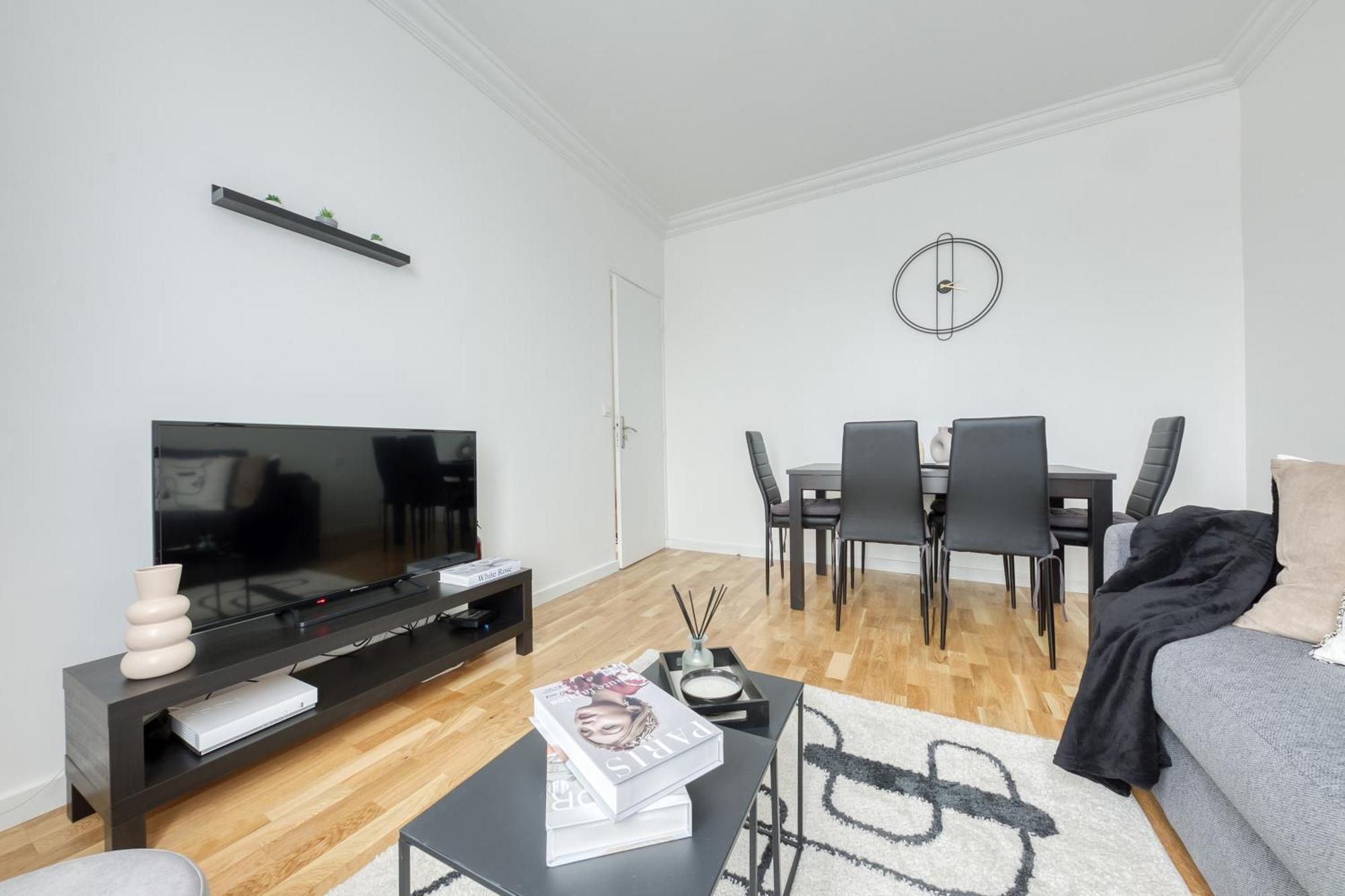 Maison 8 Personnes - Parking - Metro 7 Et Rer B A 6 Minutes La Courneuve Buitenkant foto